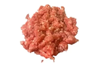 Carne picada de cerdo Aluju cruda, de color rosado intenso y textura fina, lista para preparar albóndigas, rellenos o salteados caseros.